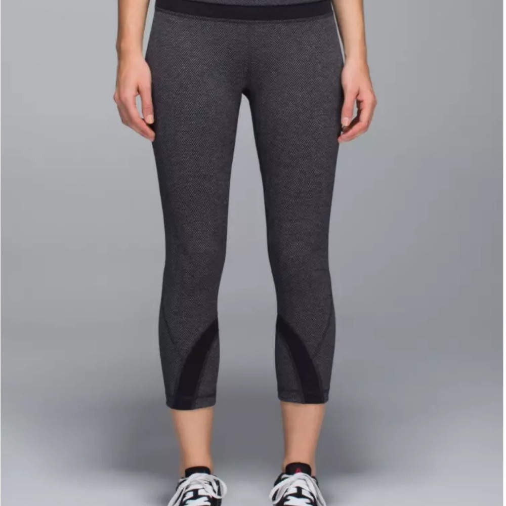Lululemon Run Inspire Crop II Luxtreme Herringbone Leggings | Size 8